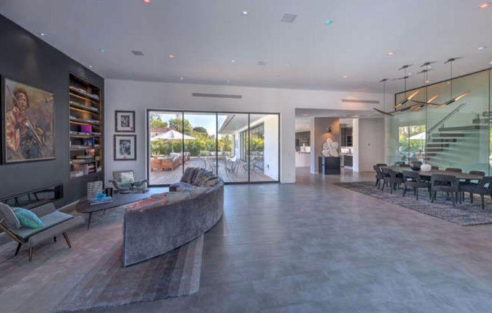 P's Casablanca Modern Estate — photo 8