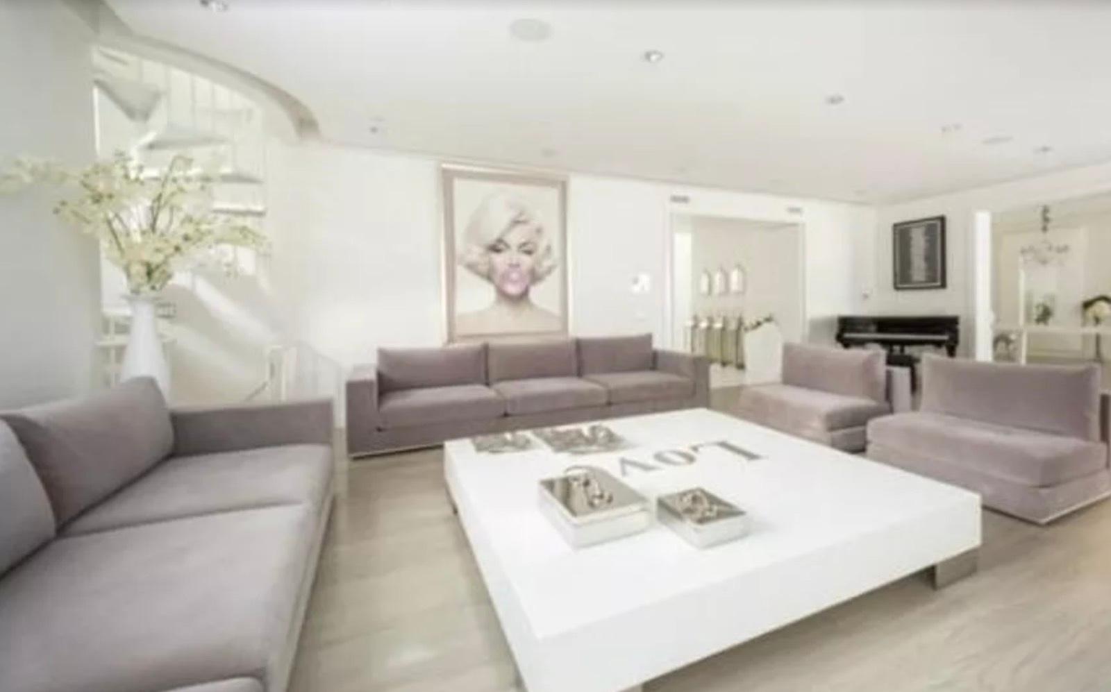 P's Clybourne House — photo 4