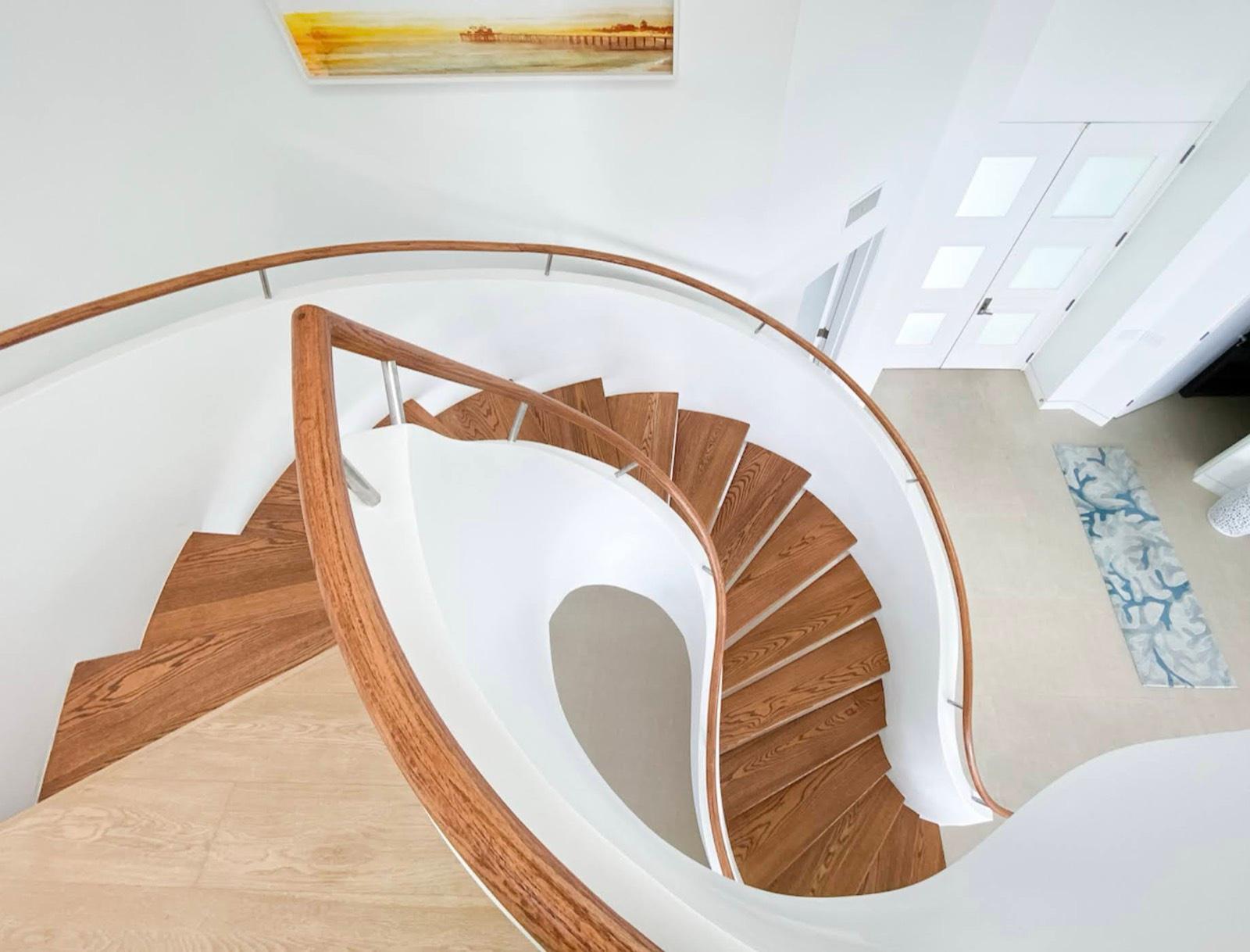 P's Contemporary Modern Seaview — photo 7
