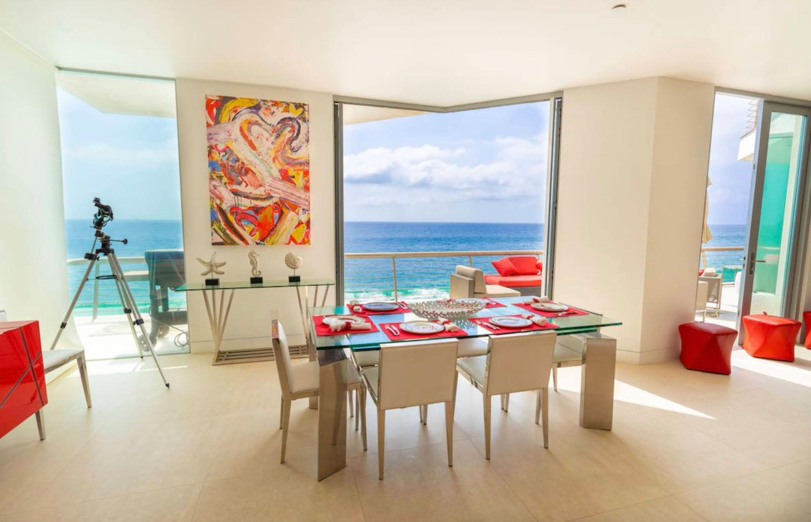 P's Contemporary Modern Seaview — photo 8