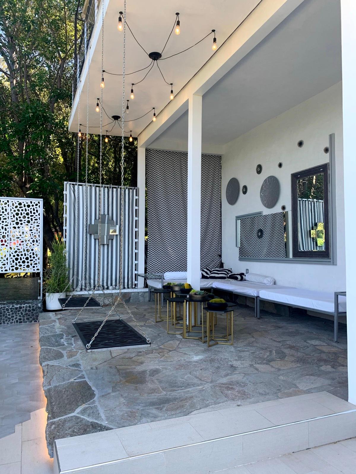 P's Eclectic Modern light retreat — photo 1