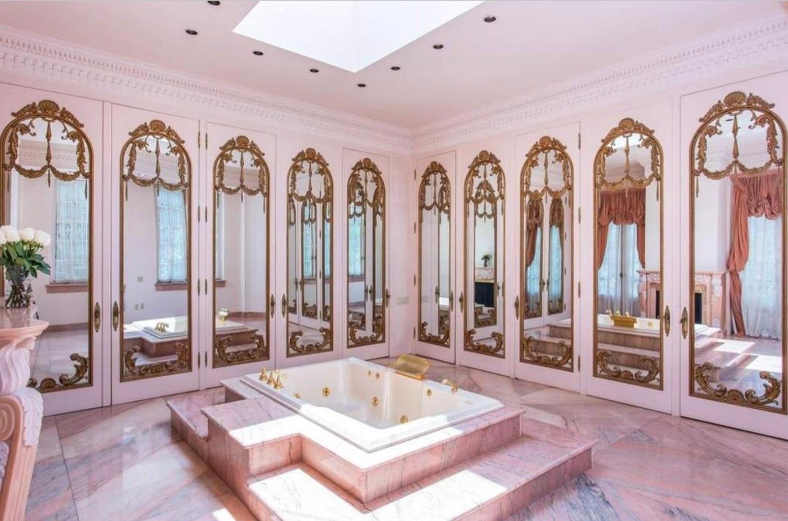 P's Los Angeles Proper Mansion — photo 1