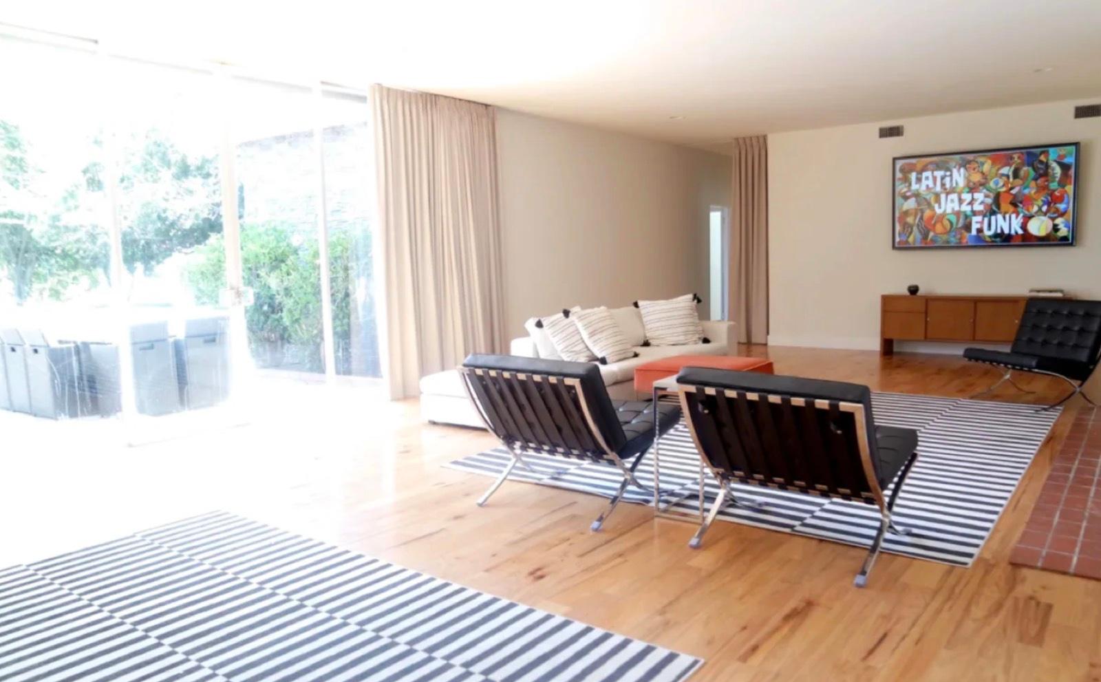 P's Midcentury Modern Stone House — photo 6