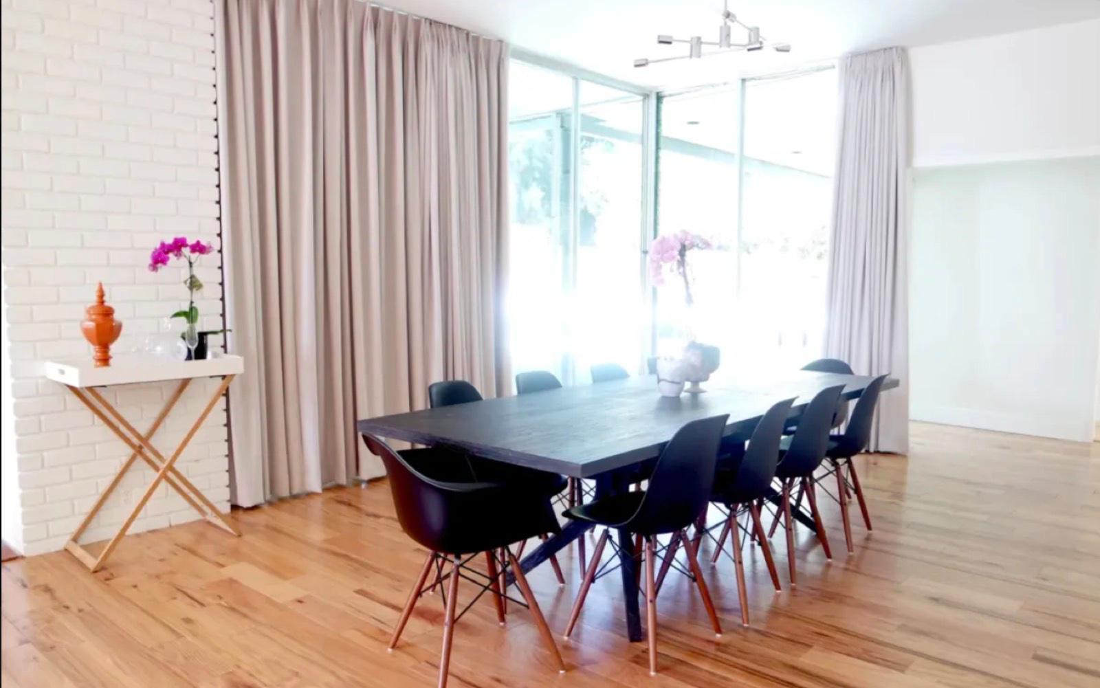 P's Midcentury Modern Stone House — photo 9
