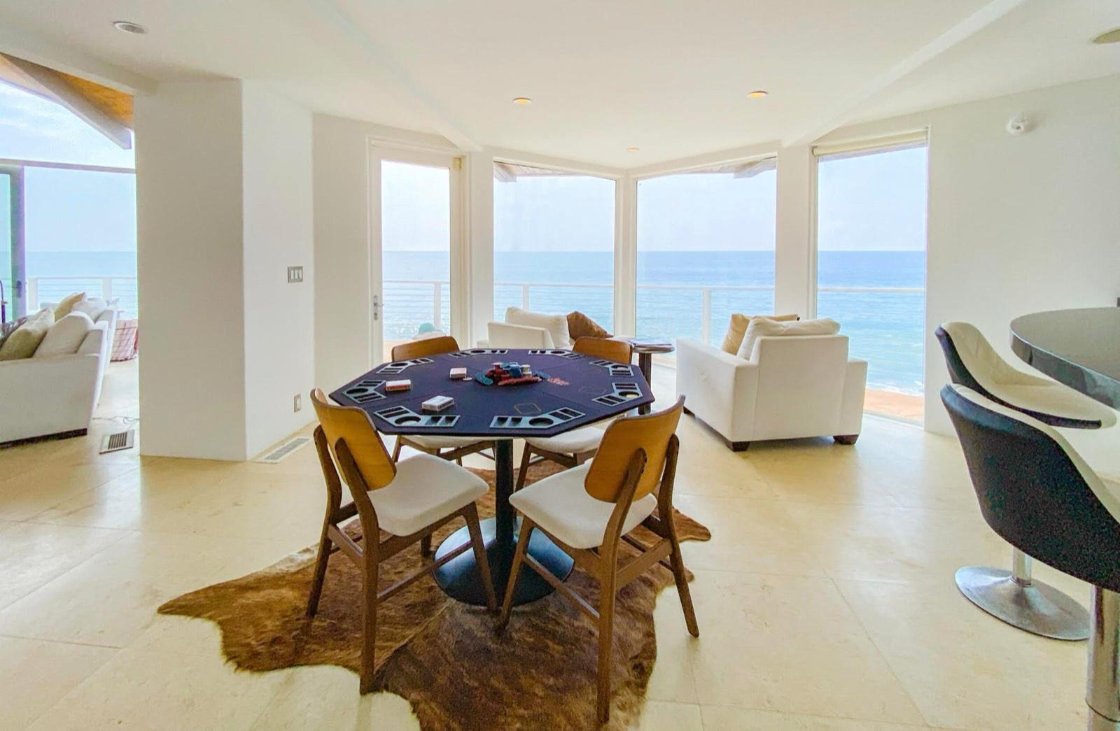 P's Oceanfront Cove House — photo 6