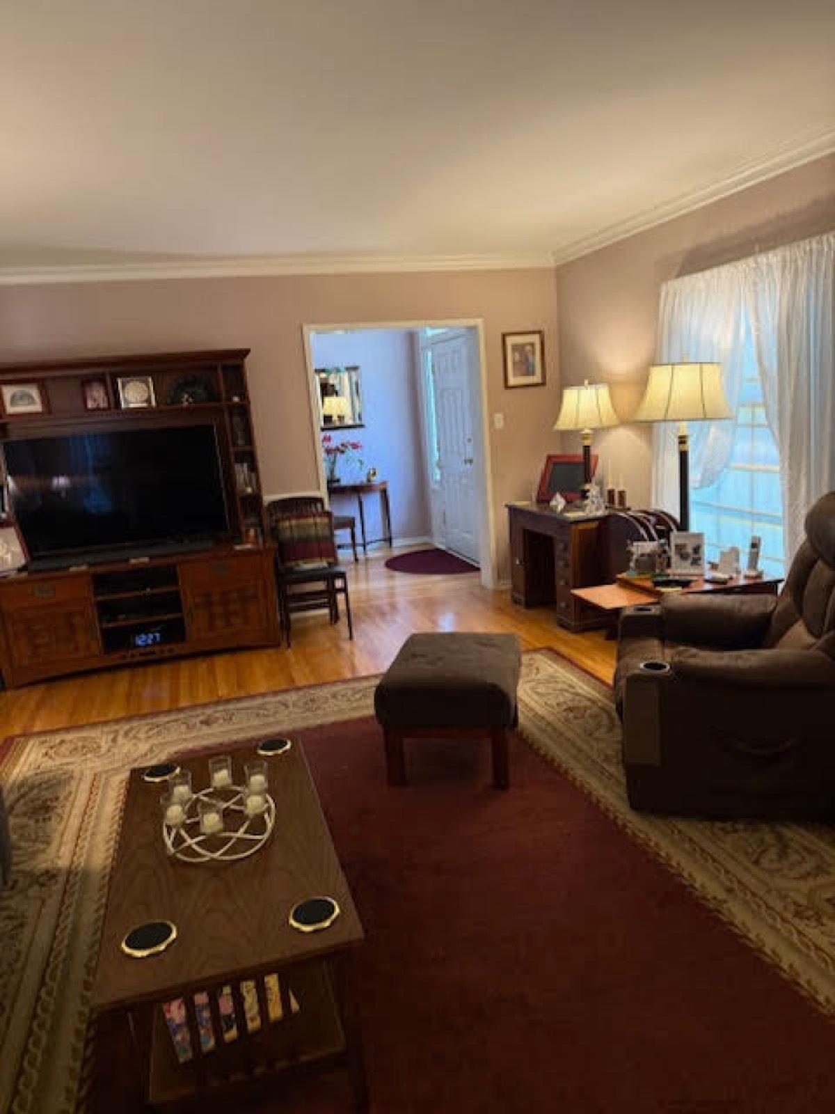 Quaint Old School Home — photo 7