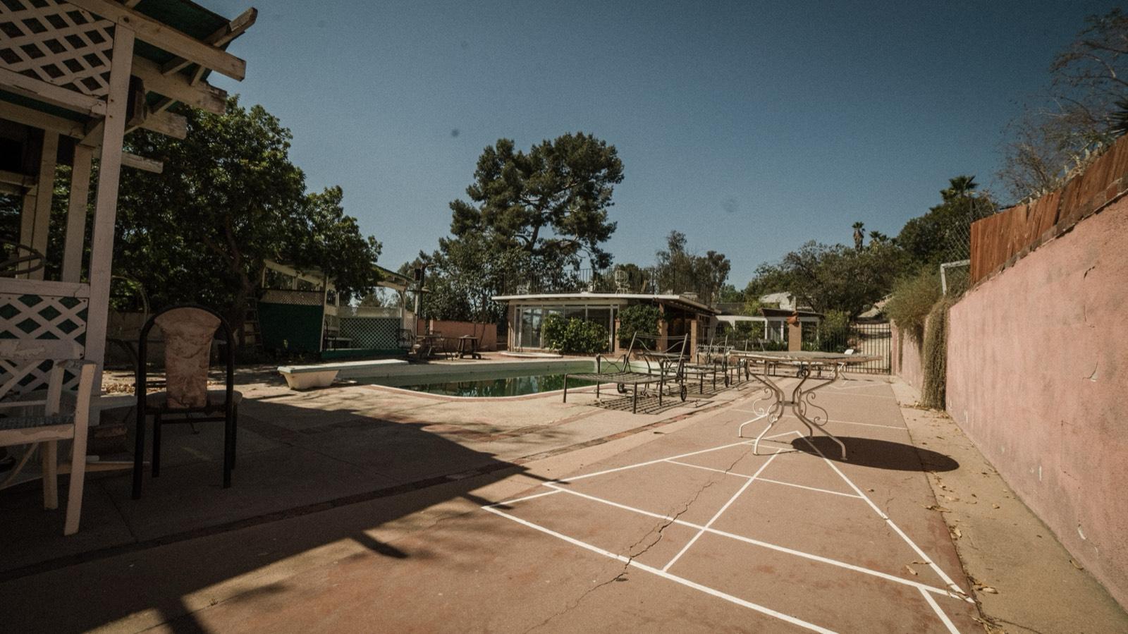 R's Valley Heights Home — photo 1