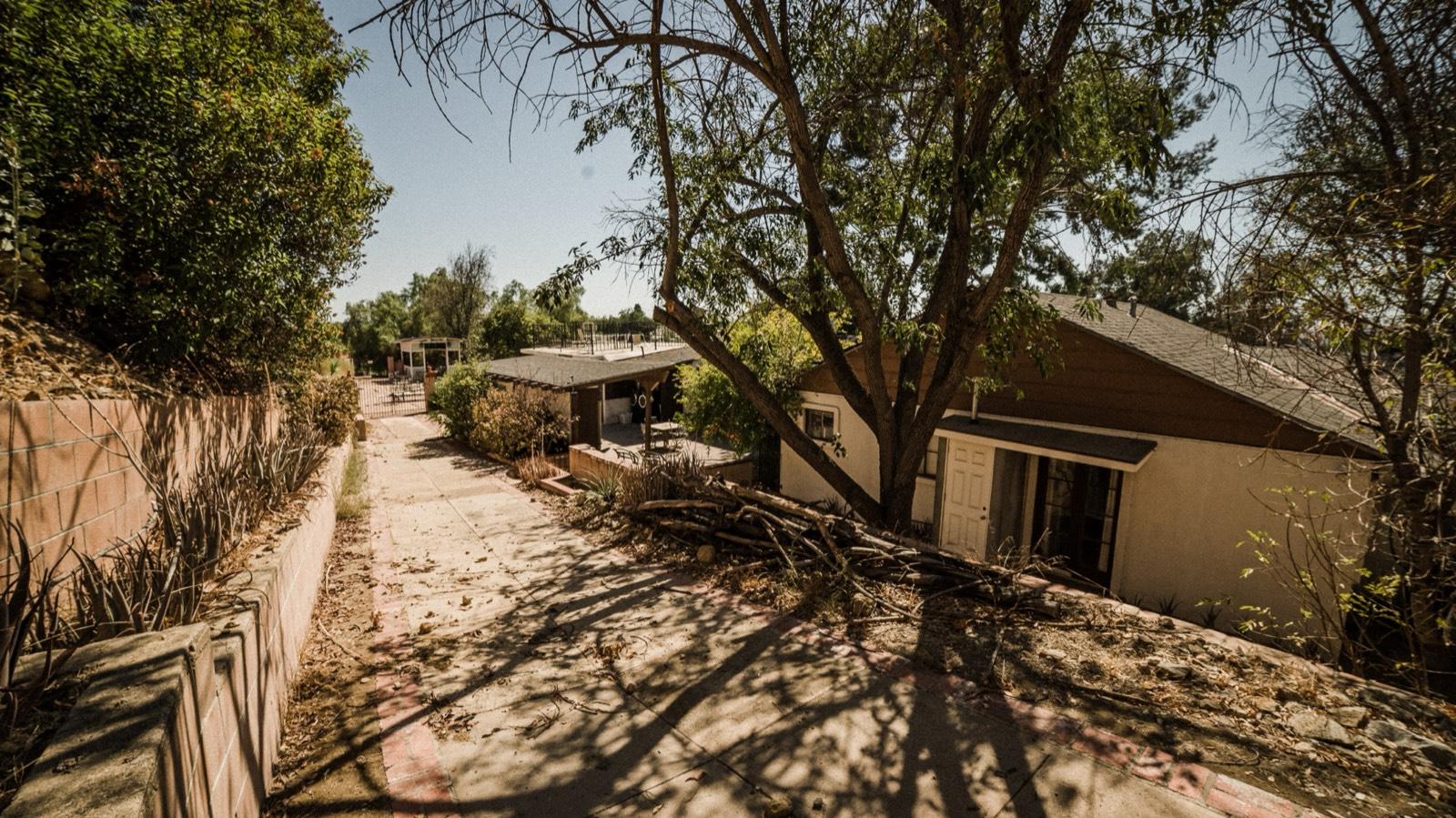 R's Valley Heights Home — photo 8