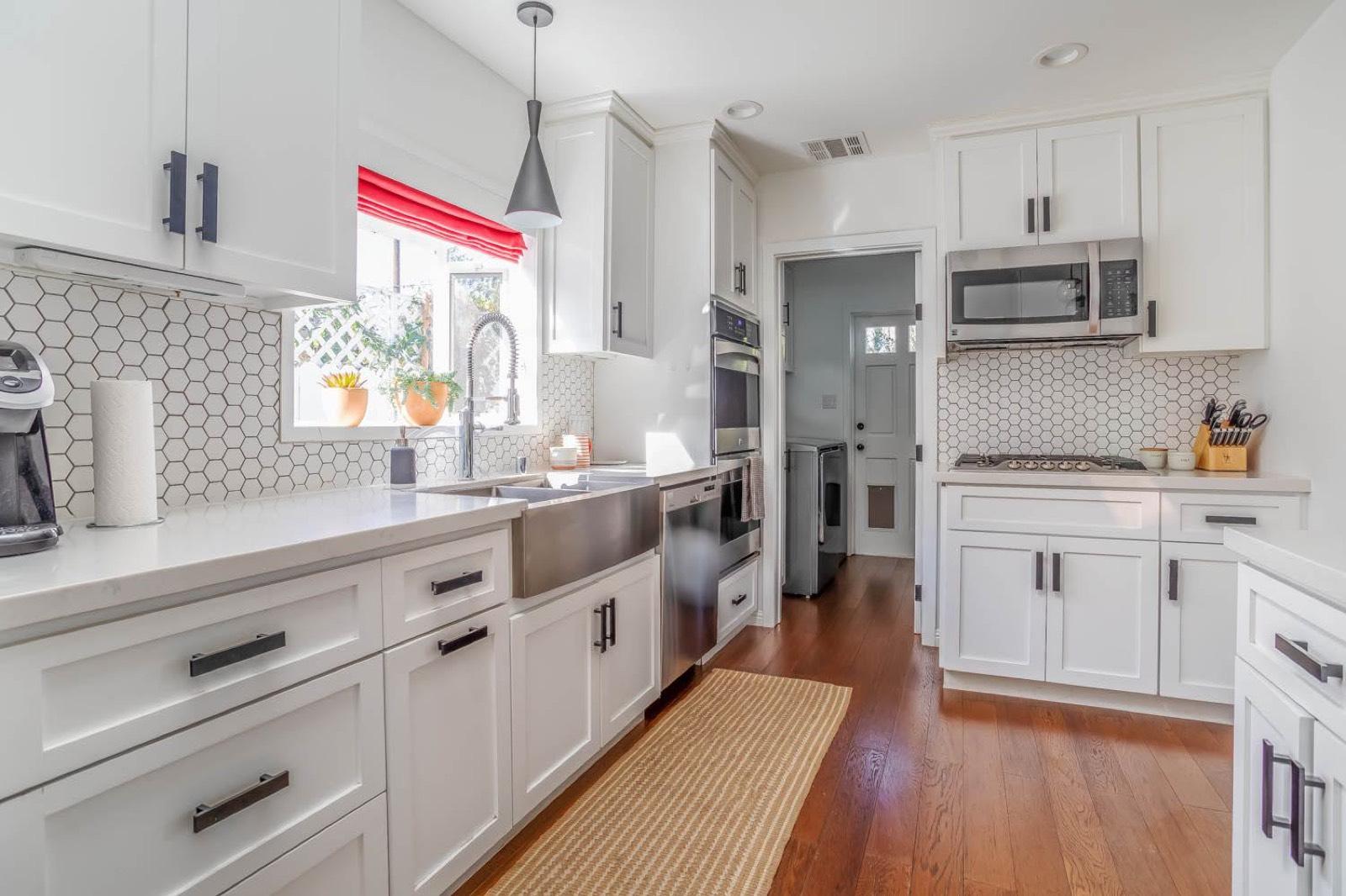 R's Weddington Cute House — photo 3