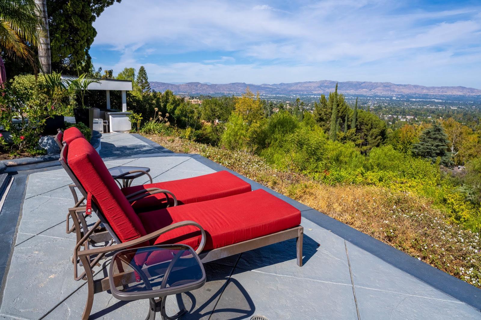 Rami's Traditional Valley View — photo 1
