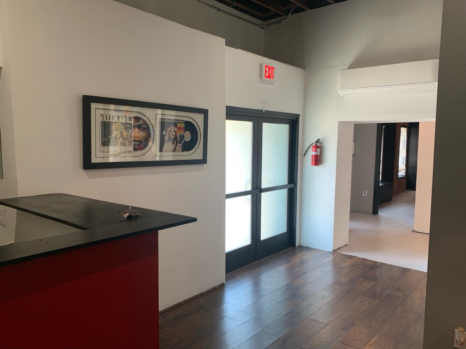 Rami's Warehouse Space — photo 9