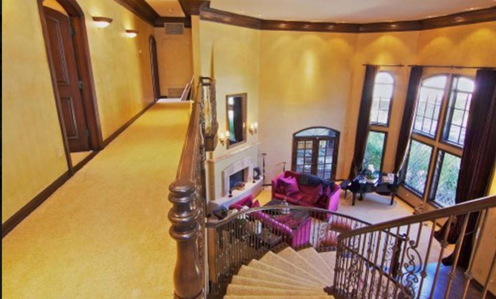 Ranch Mansion Estate — photo 12