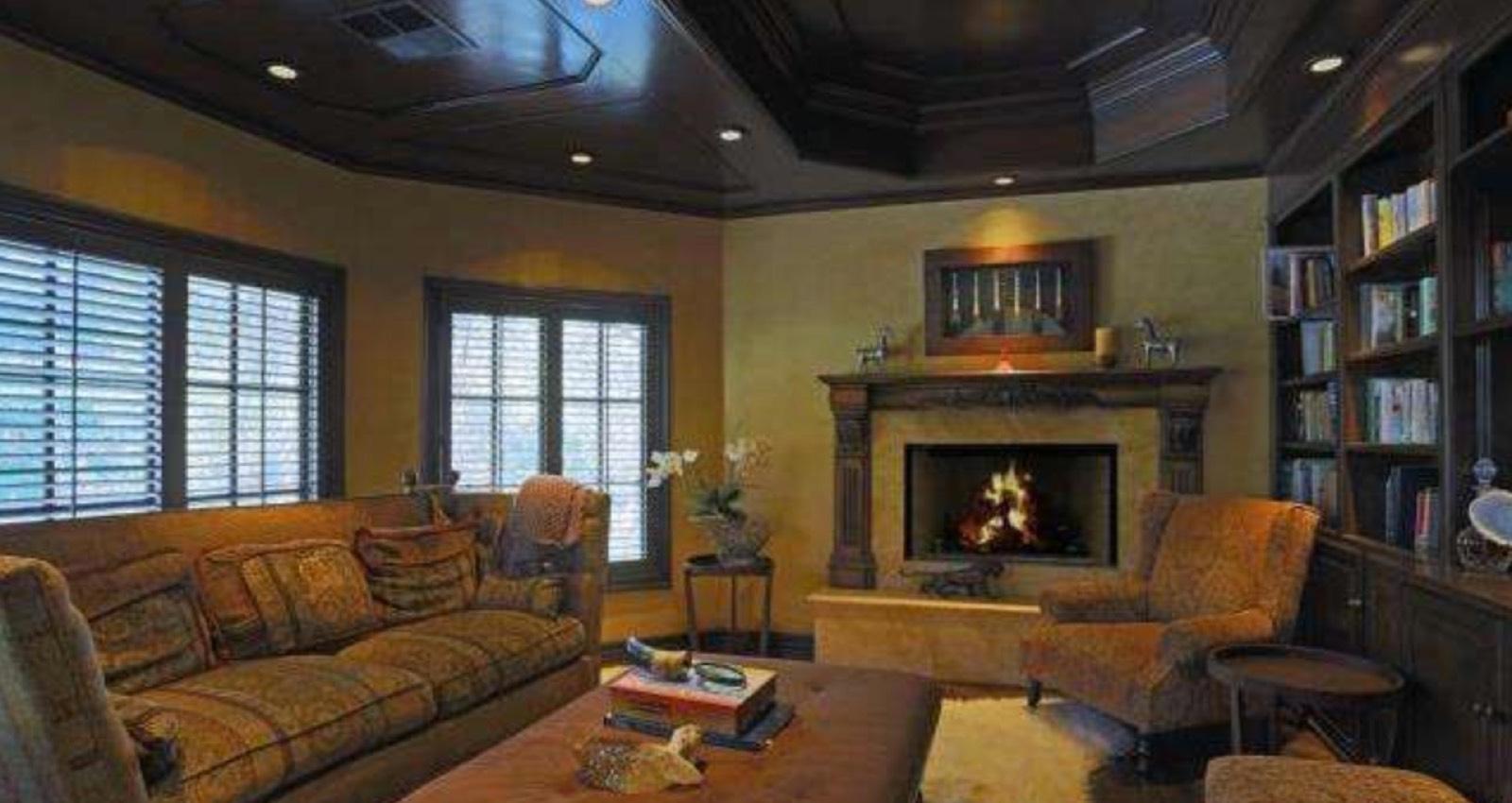 Ranch Mansion Estate — photo 9