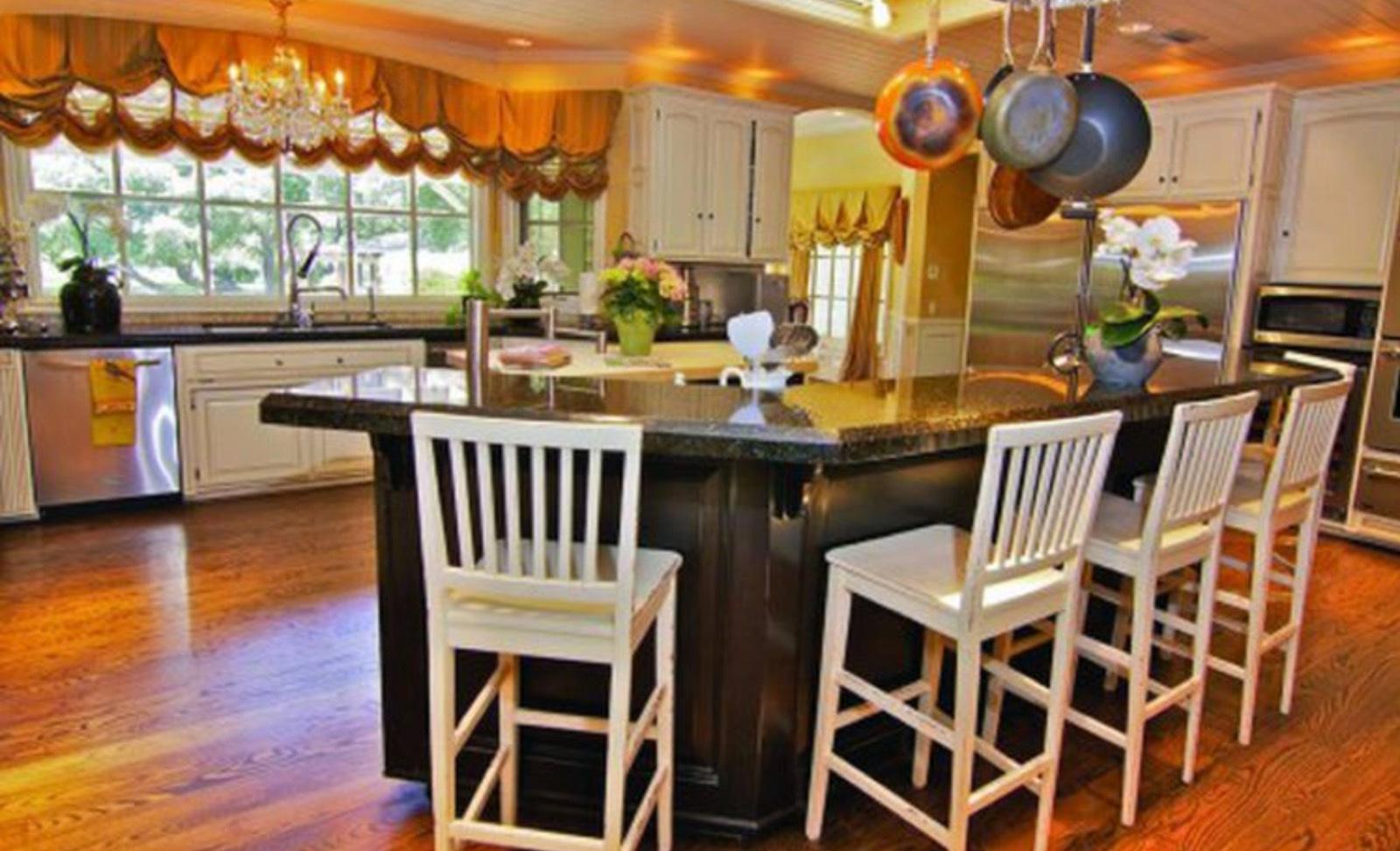 Ranch Mansion Estate — photo 10