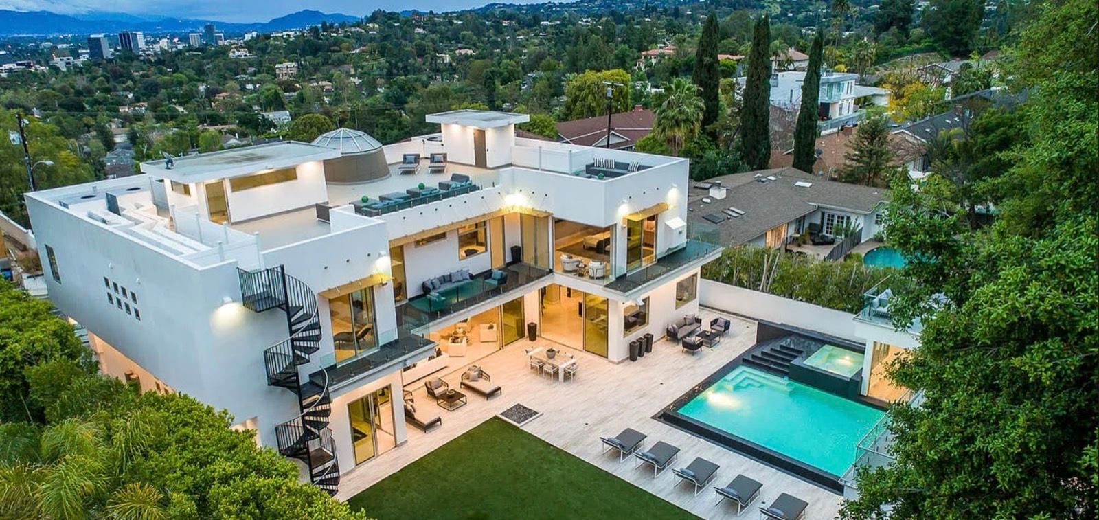 RB S Modern Valley Mansion — photo 2