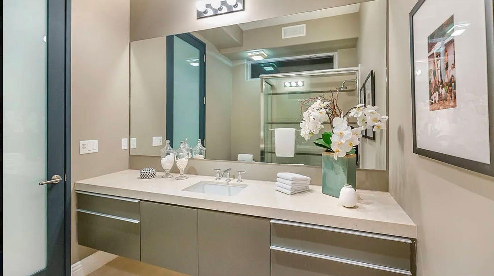 RB S Modern Valley Mansion — photo 1