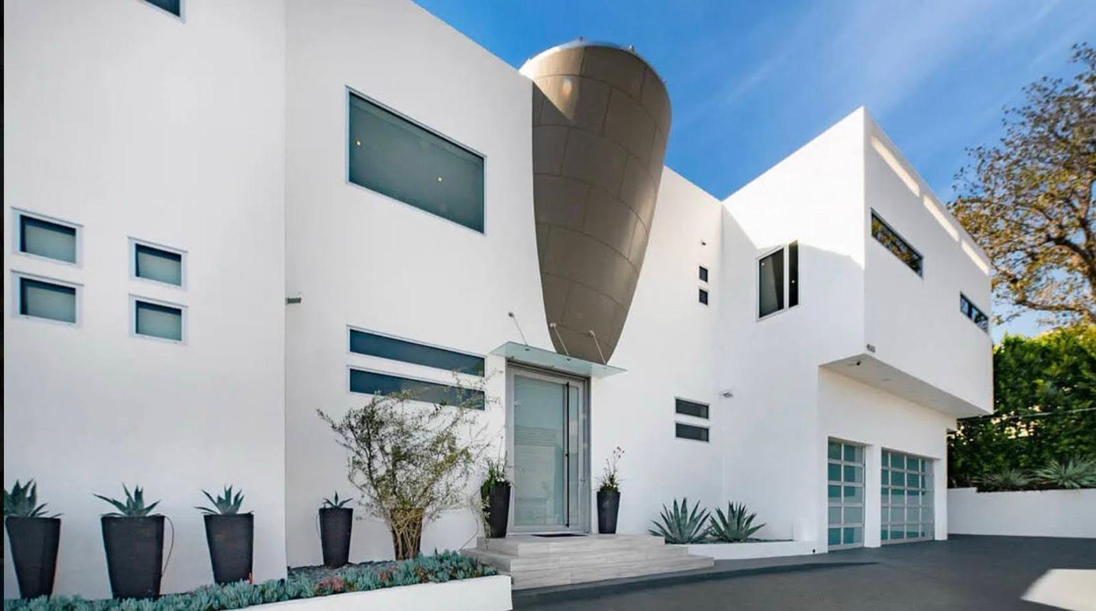 RB S Modern Valley Mansion — photo 4