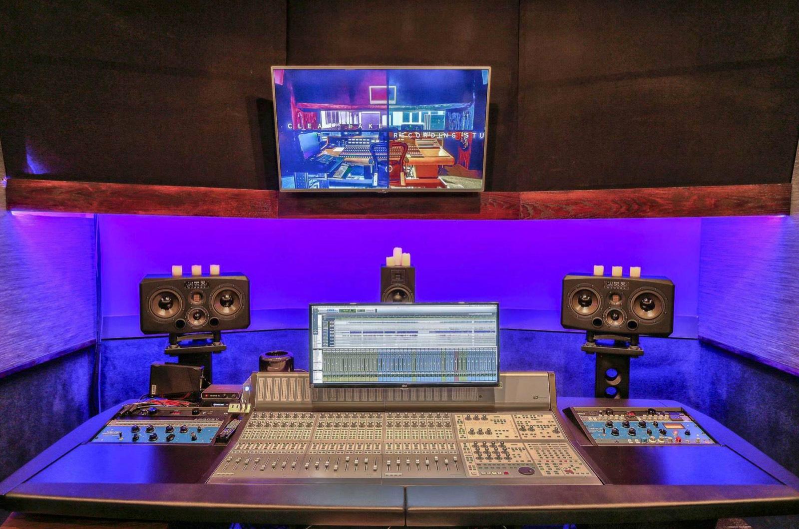 Recording Studio — photo 5