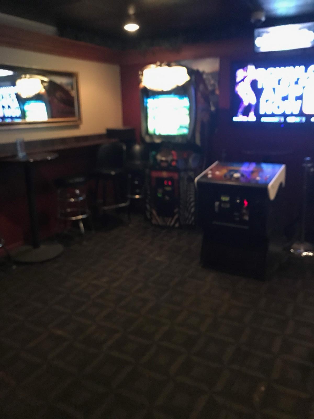 Reseda Bar — photo 9