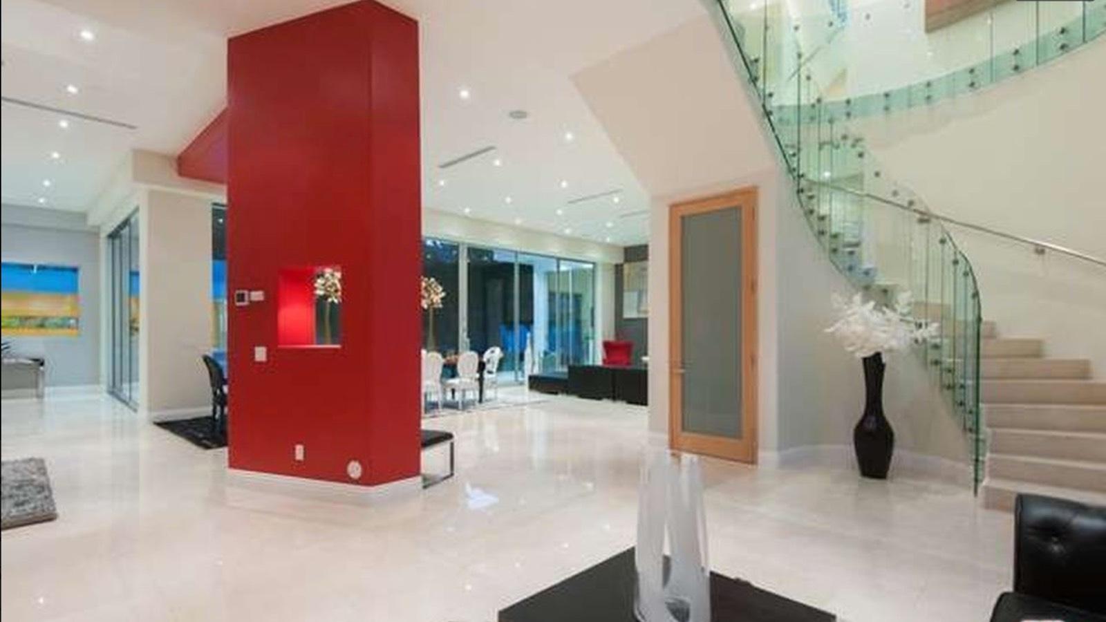 RG's Encino Modern Mansion — photo 3