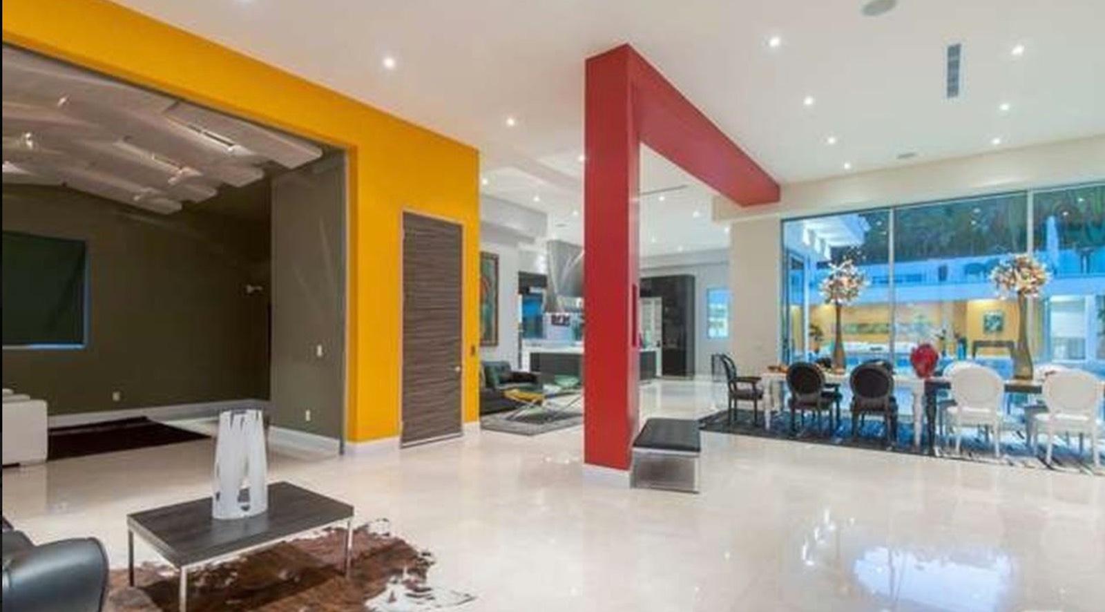 RG's Encino Modern Mansion — photo 9