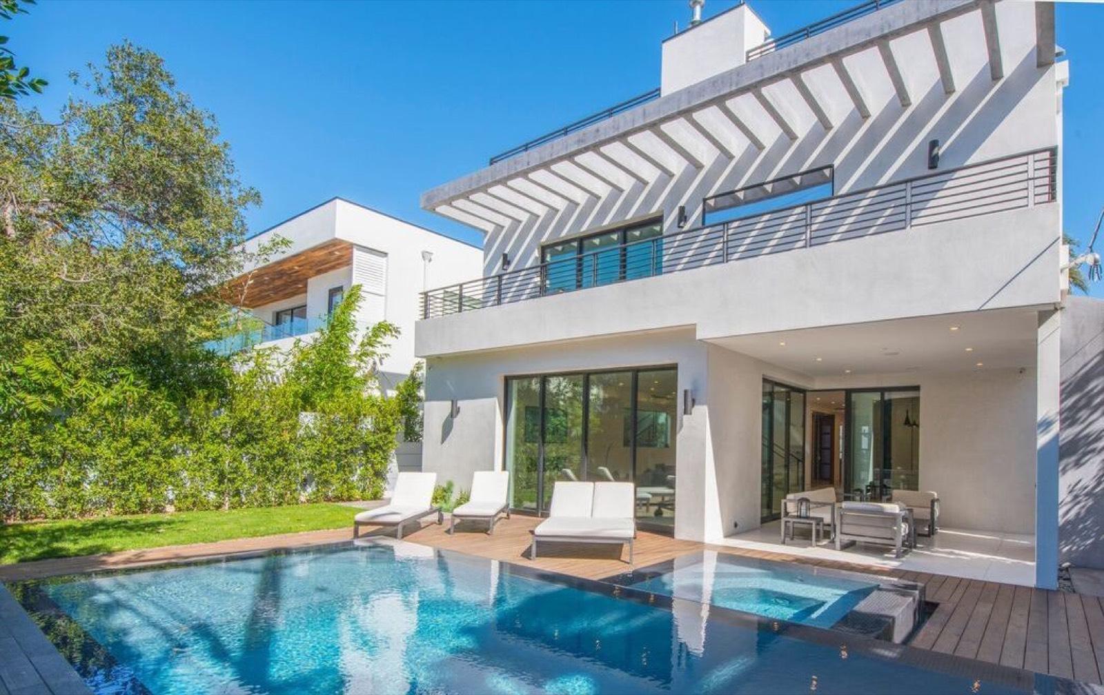 RG's Modern Pad — photo 1