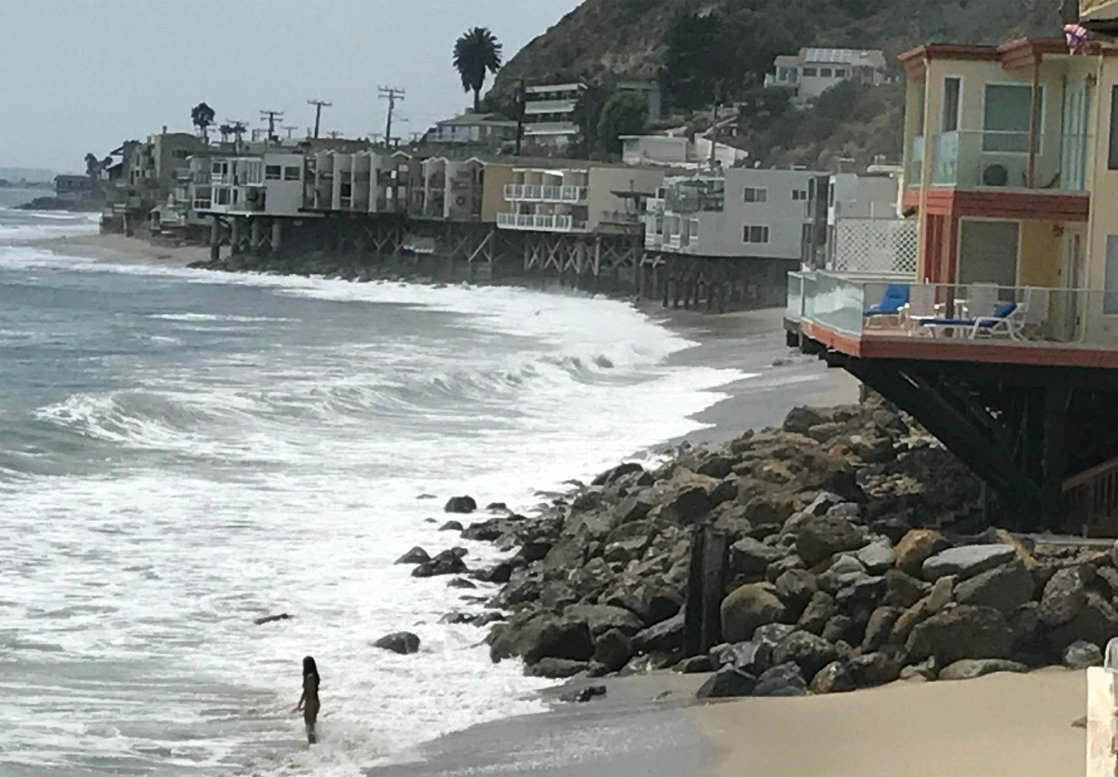 RH's Malibu Front Bungalow — photo 2