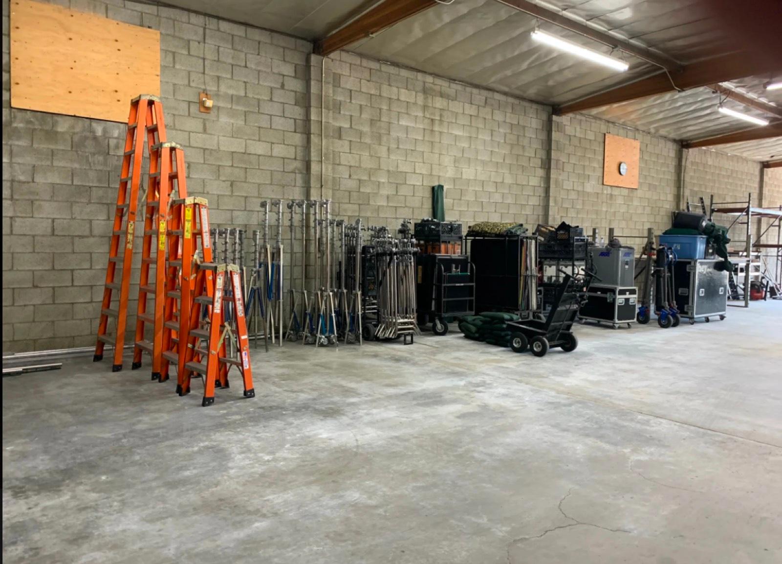 RM Valley Warehouse — photo 3