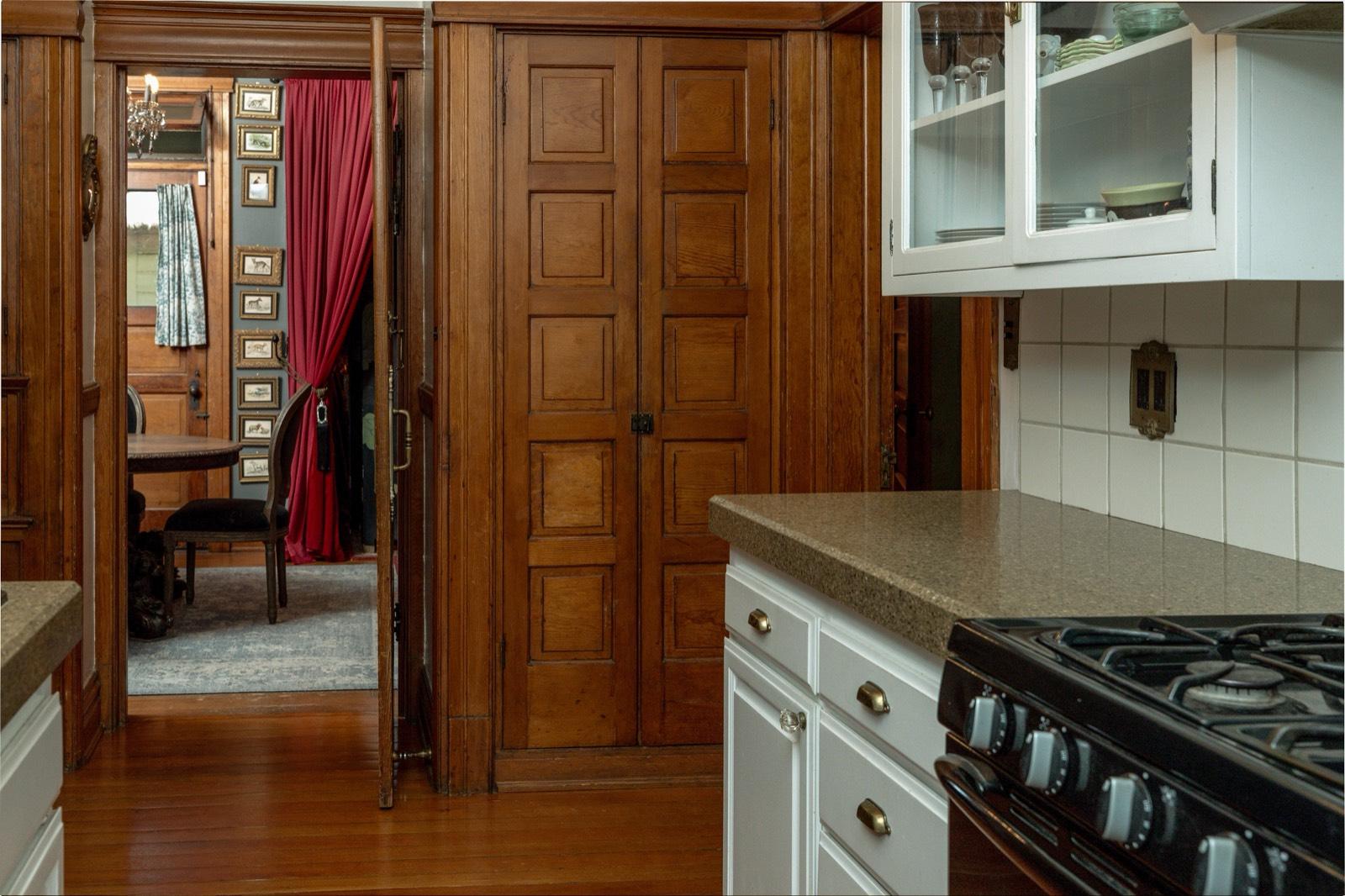 Rob’s historic craftsman house — photo 4