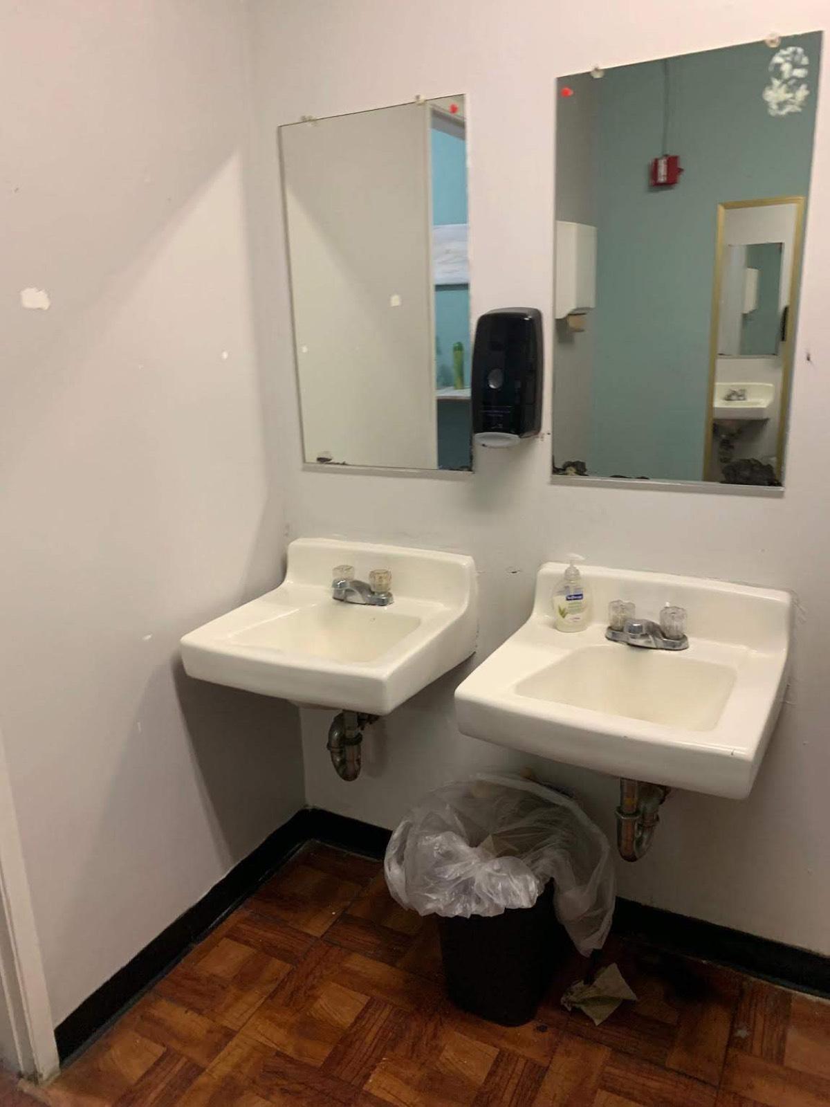 Roses theater and Cafe — photo 11