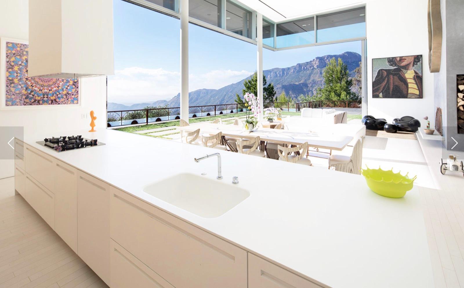 R's Artist Modern Mansion — photo 7