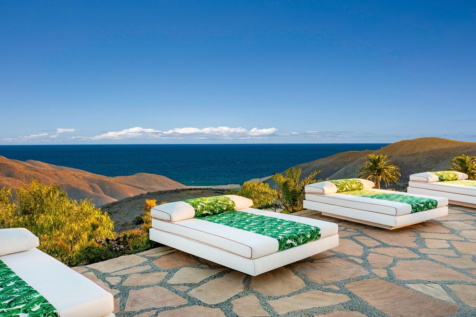 R's Beach Dream Hotel Mansion — photo 6
