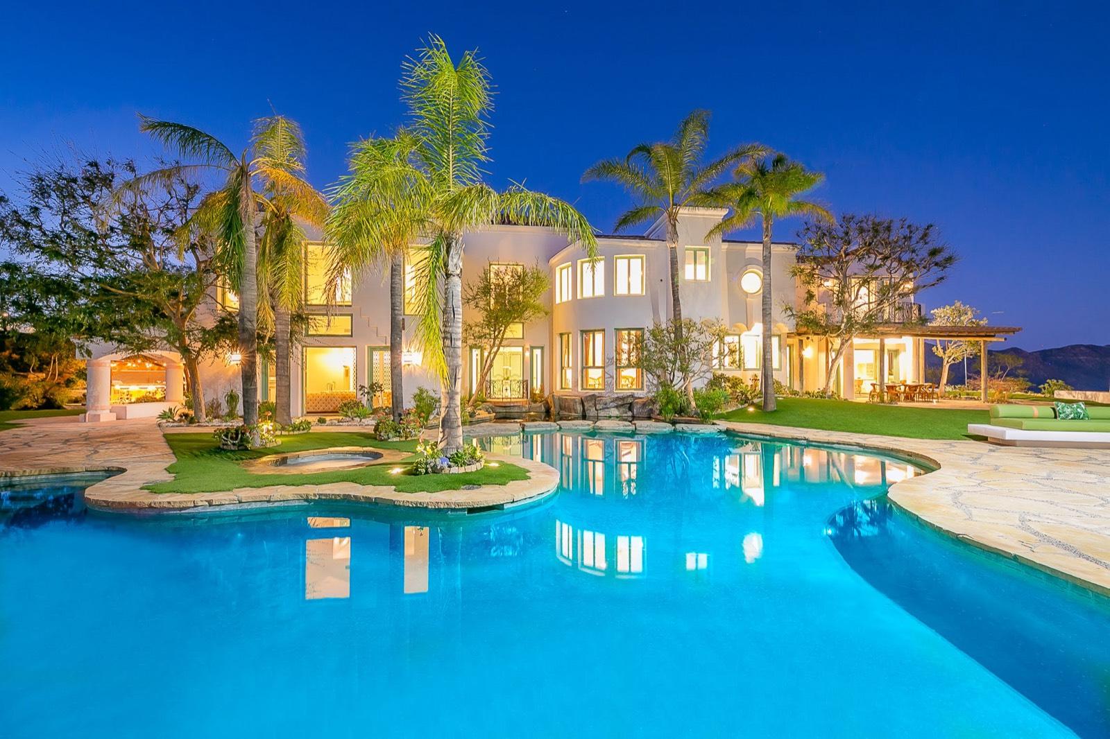 R's Beach Dream Hotel Mansion — photo 7