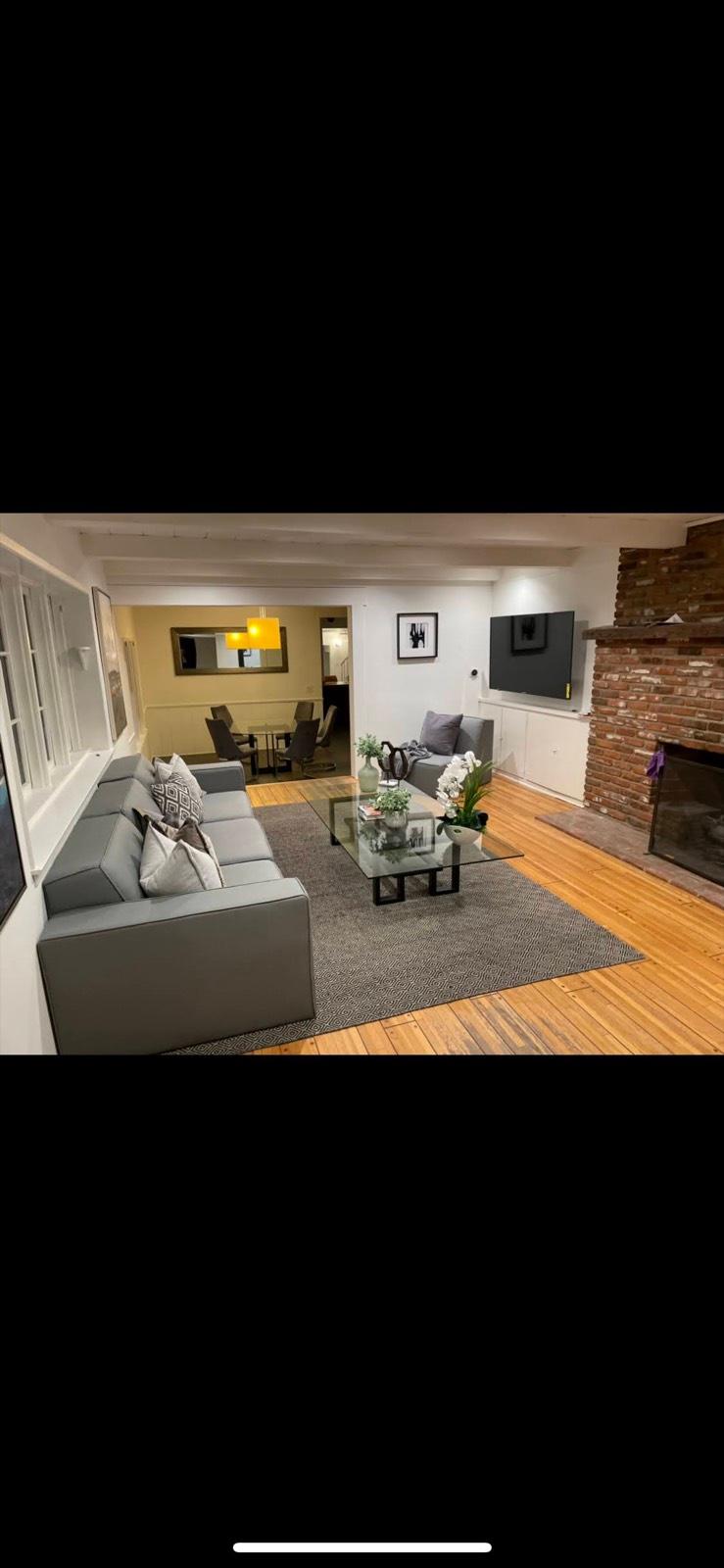 R’s cute bungalow — photo 1