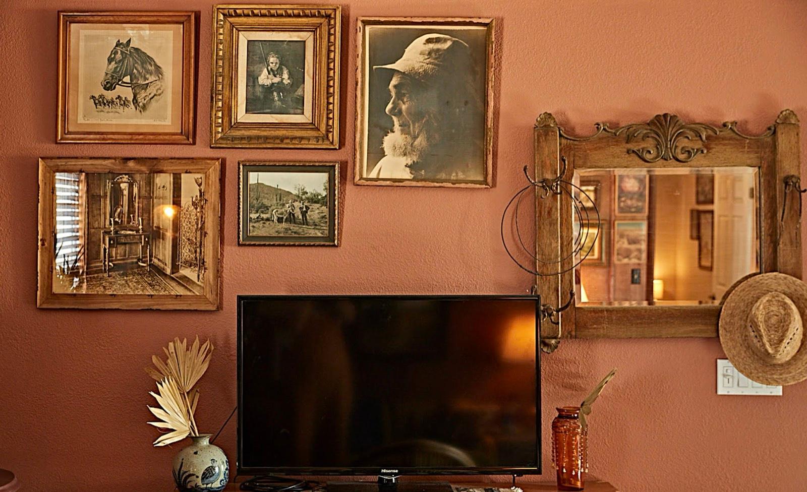 R's Desert Boho Ranch — photo 12