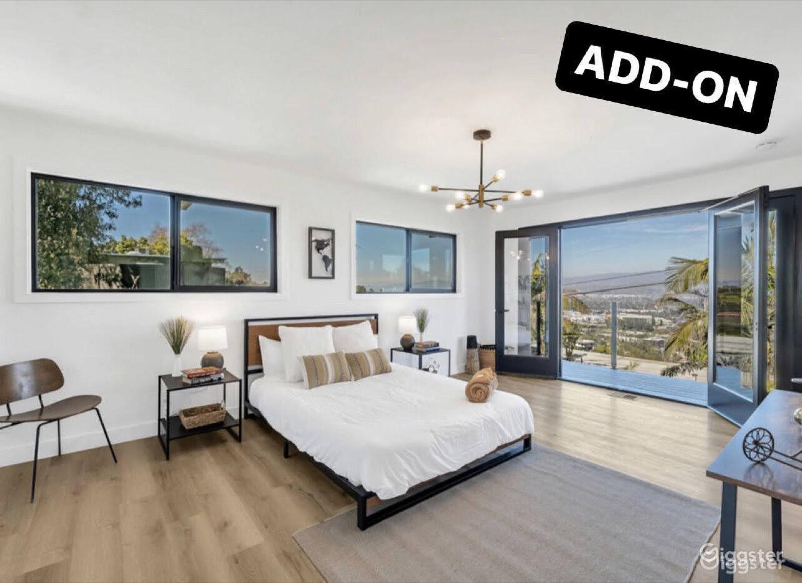 R’s hollywood view house with rooftop — photo 10