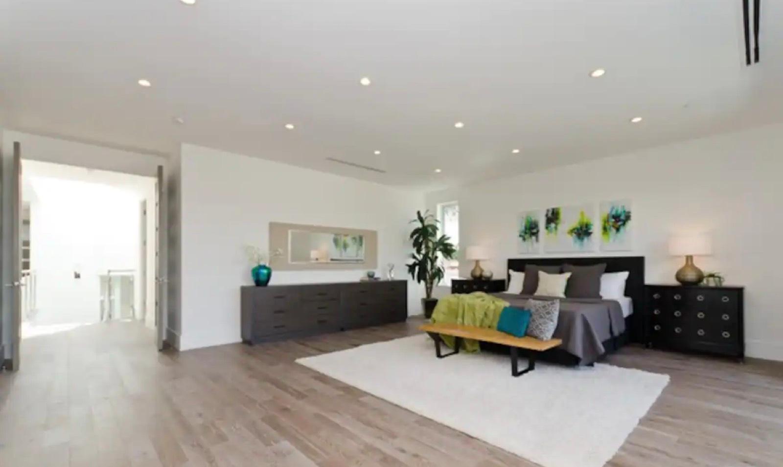 R's Modern Dream Villa — photo 5