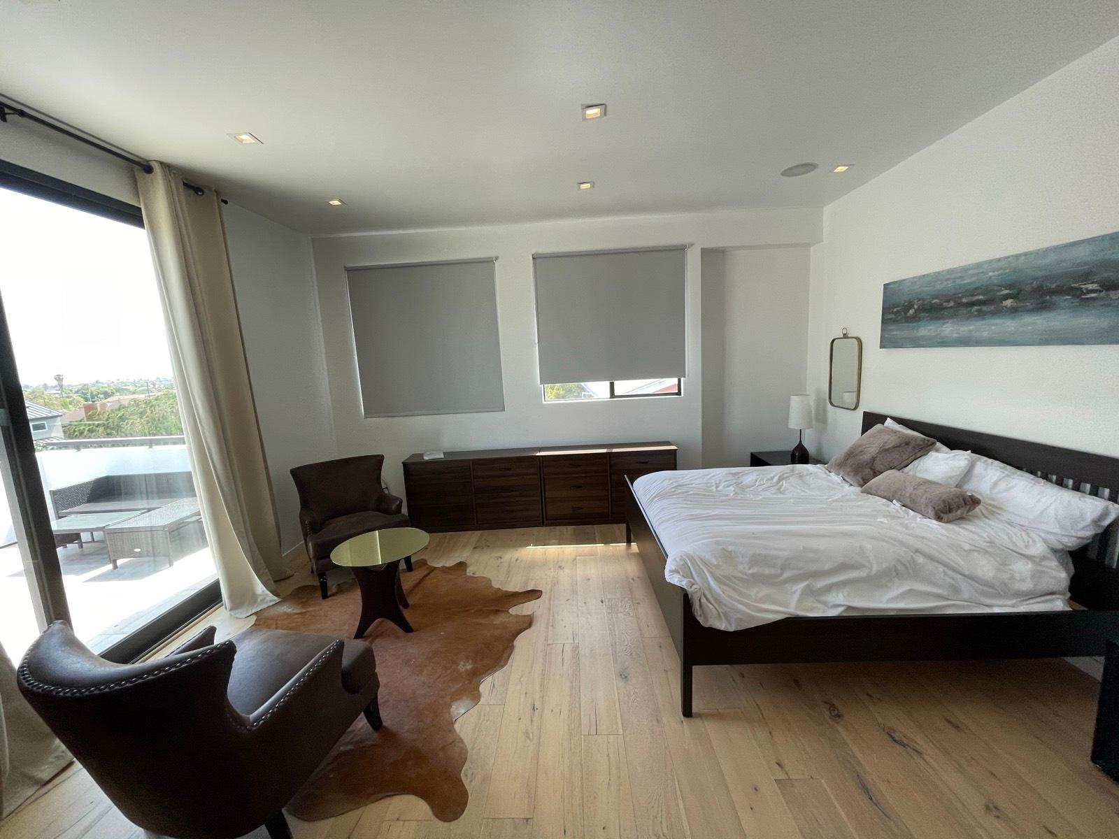 R's Modern SM Home — photo 3