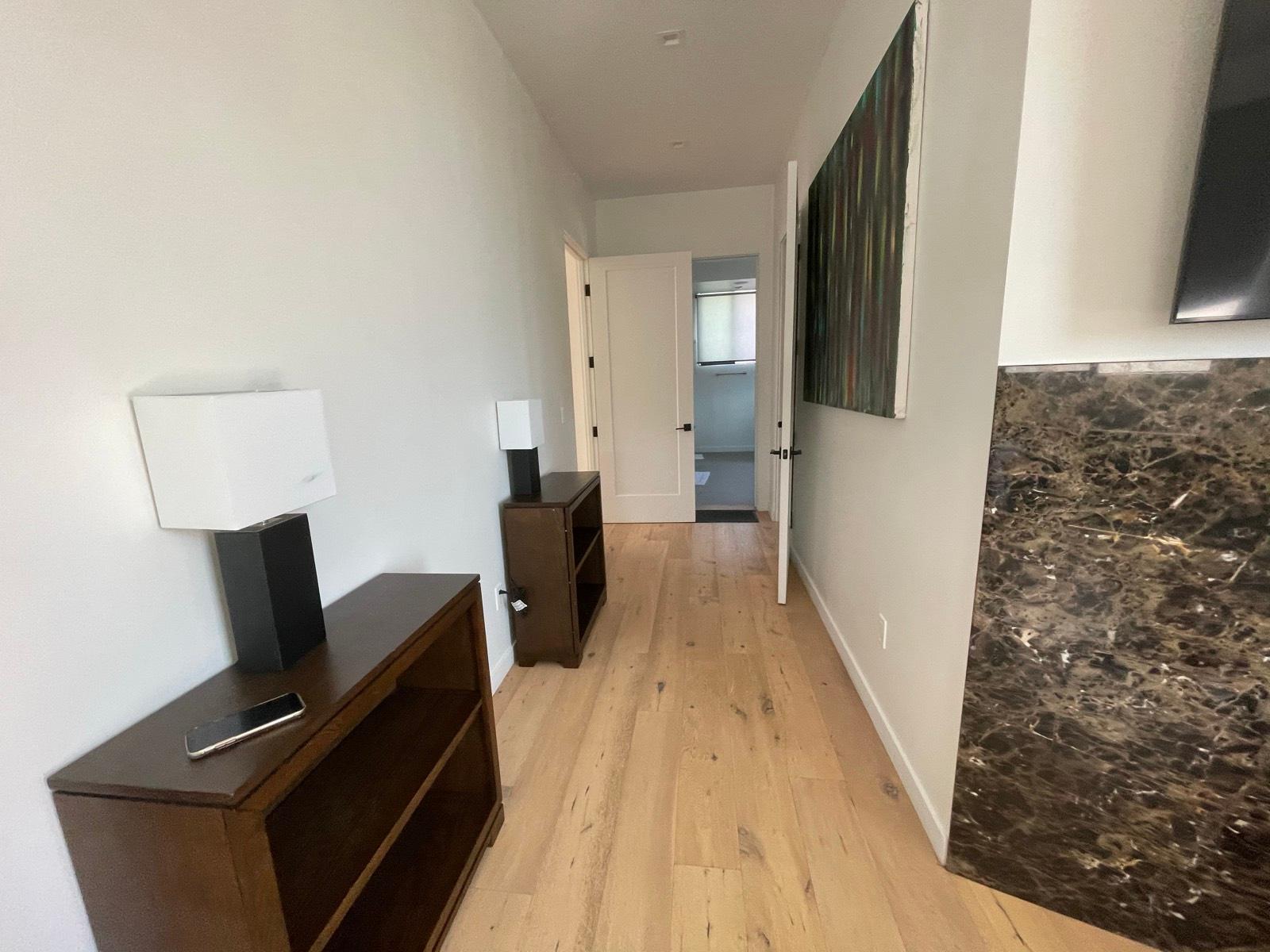 R's Modern SM Home — photo 6
