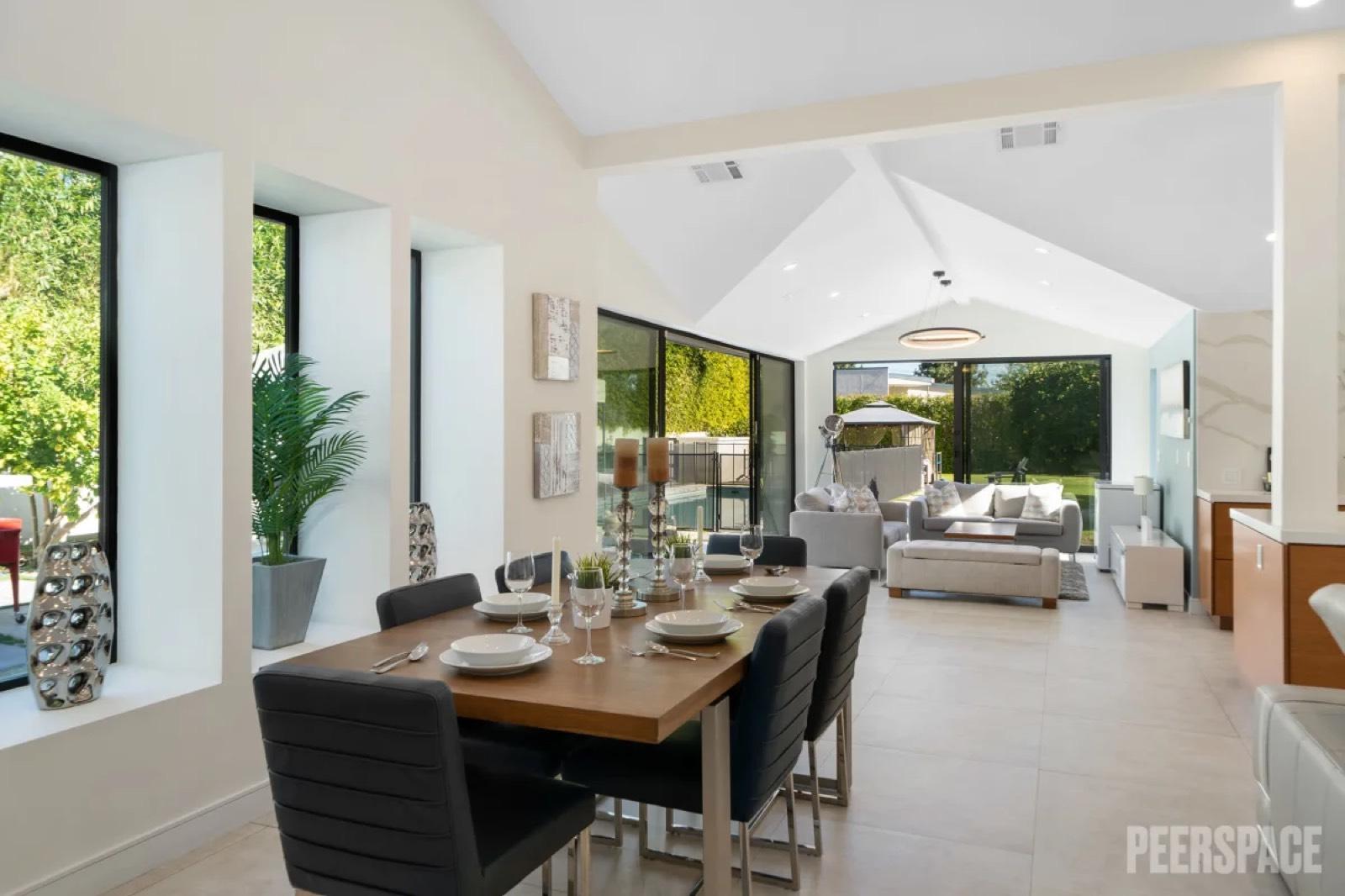 Rs Quaint Home With Pool — photo 12