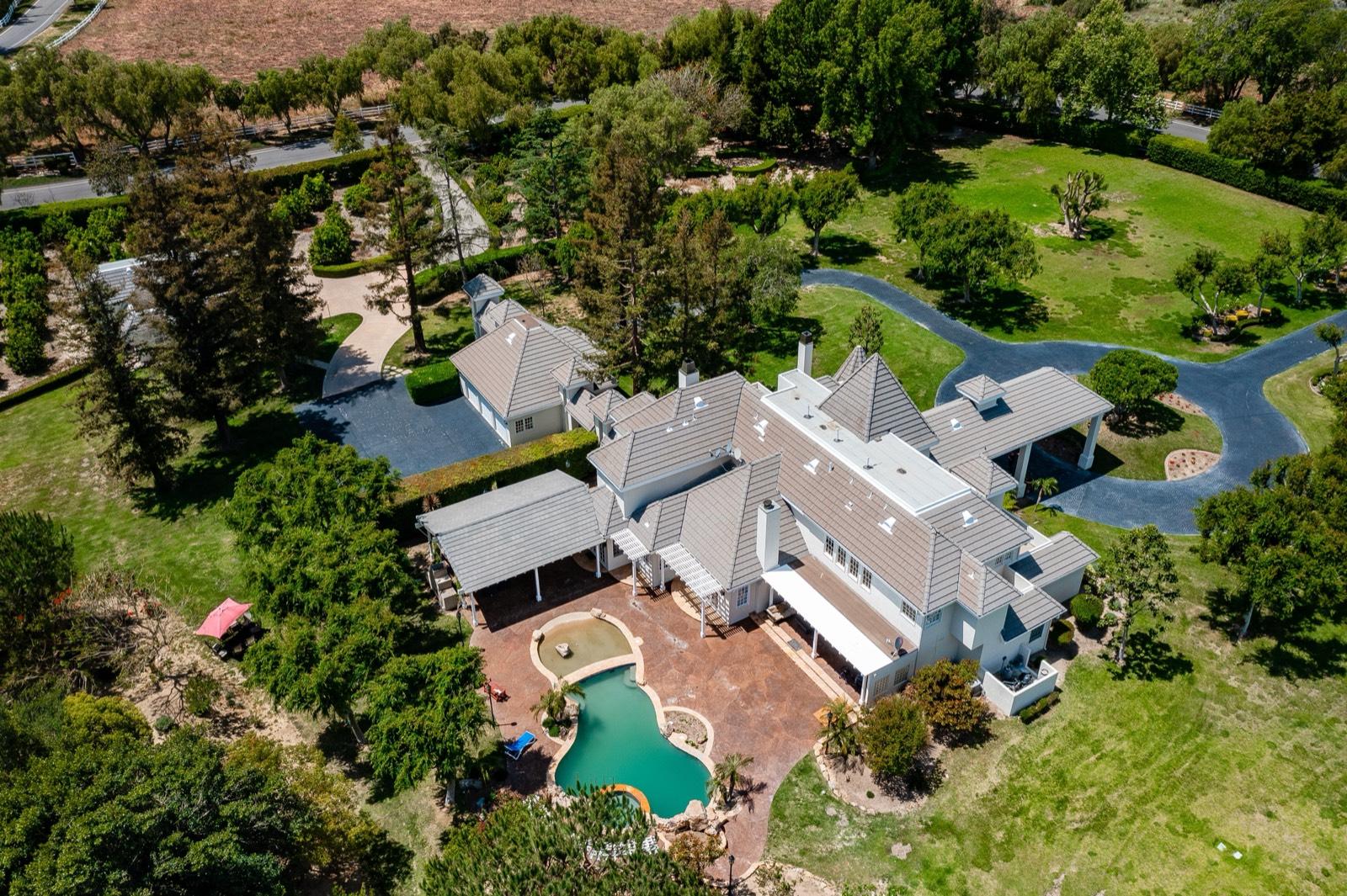 R's Sanctuary Hill Estate 11208 — photo 12