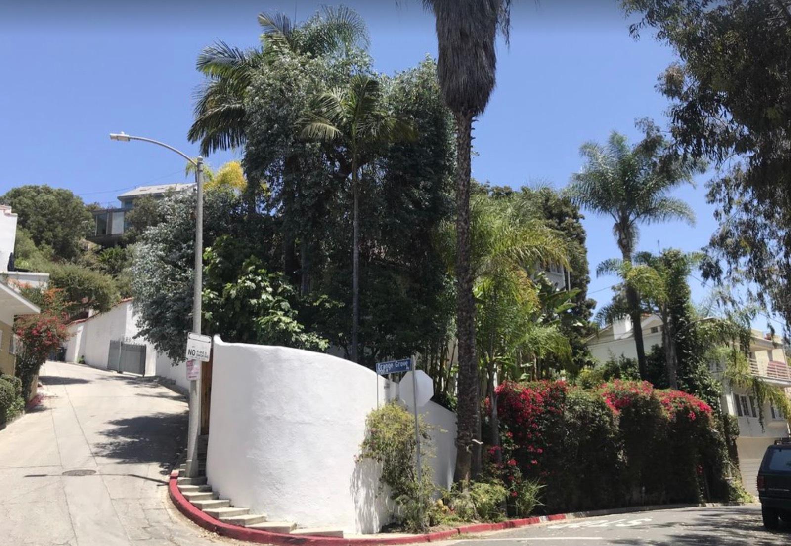 R's Spanish Hollywood — photo 3