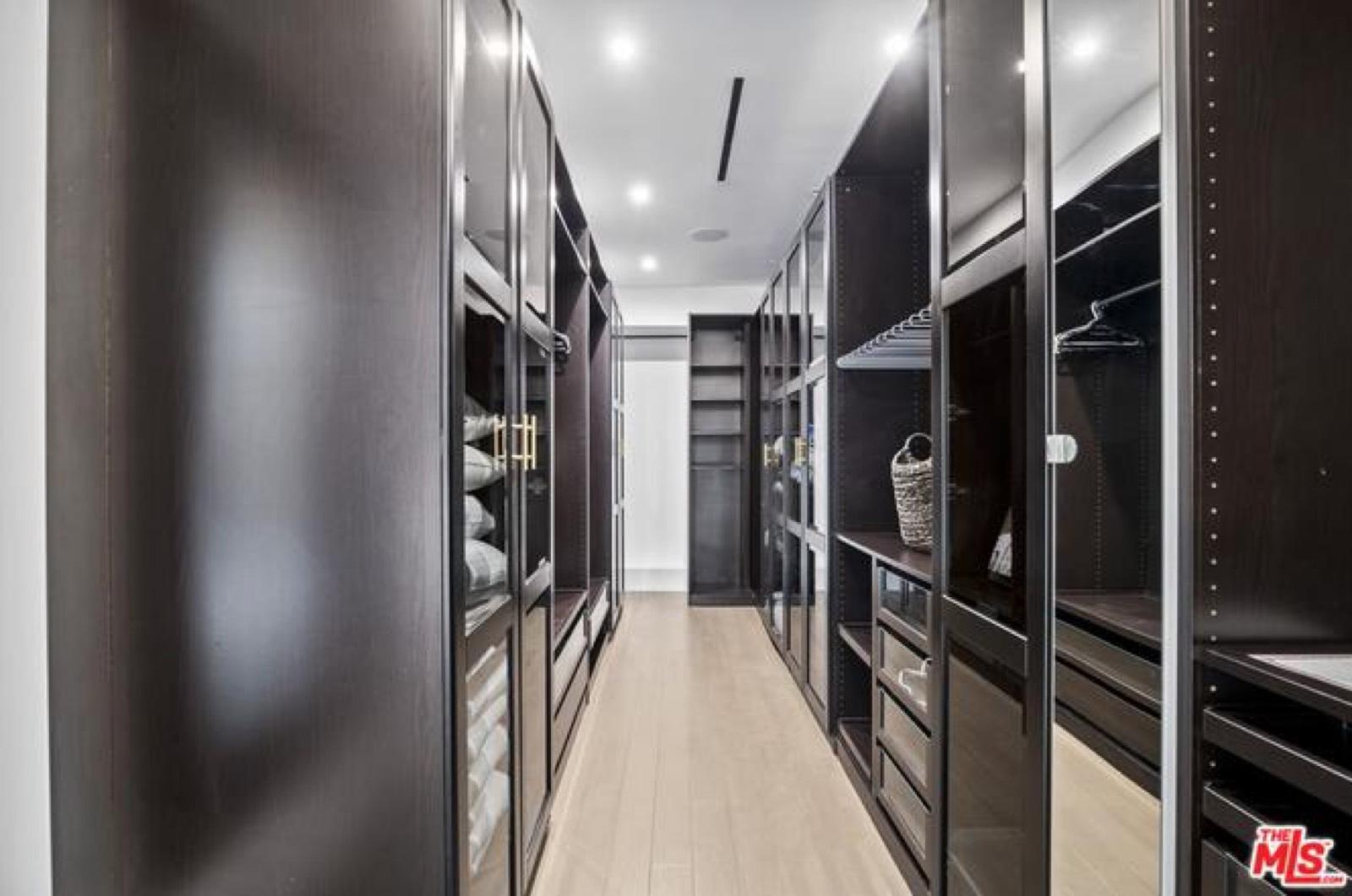 Rs Stunner View Home — photo 11