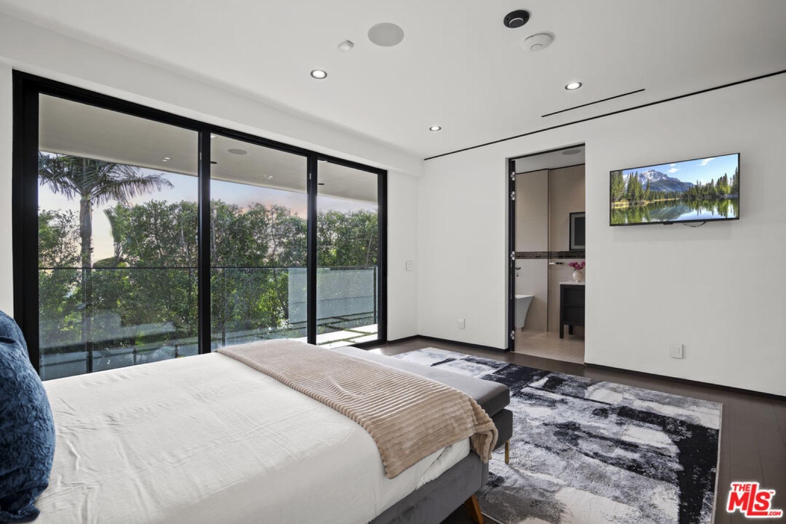 Rs Stunner View Home — photo 3