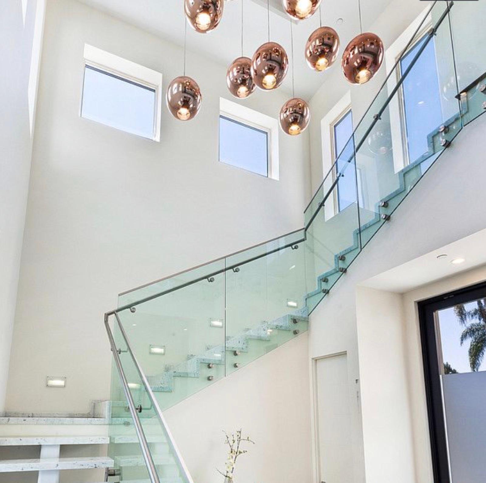 R's Trendy Modern House — photo 11
