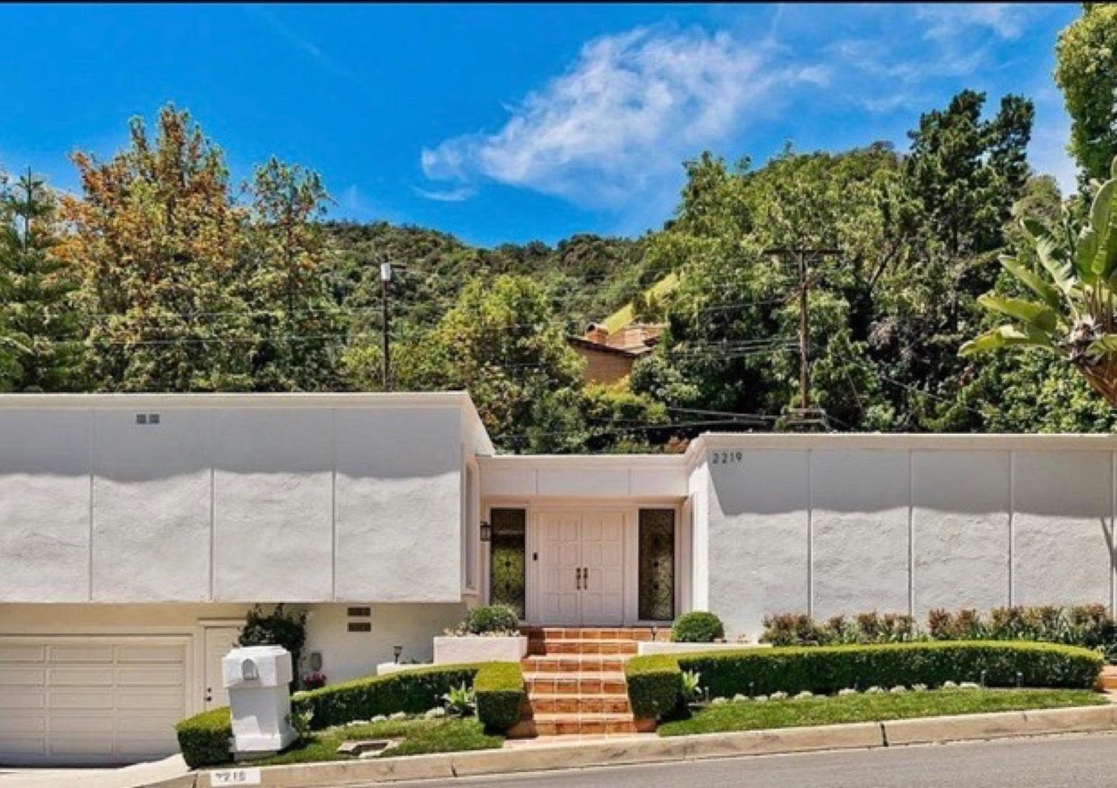 R's Ysidro Home — photo 2