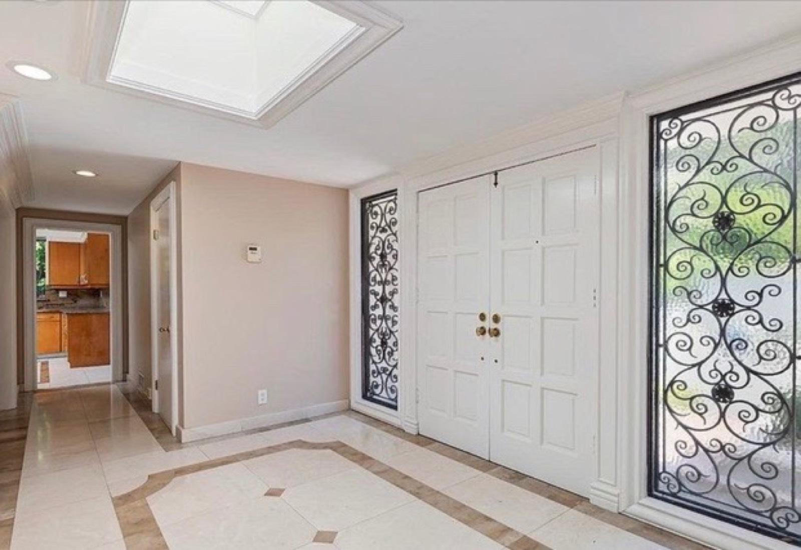 R's Ysidro Home — photo 3