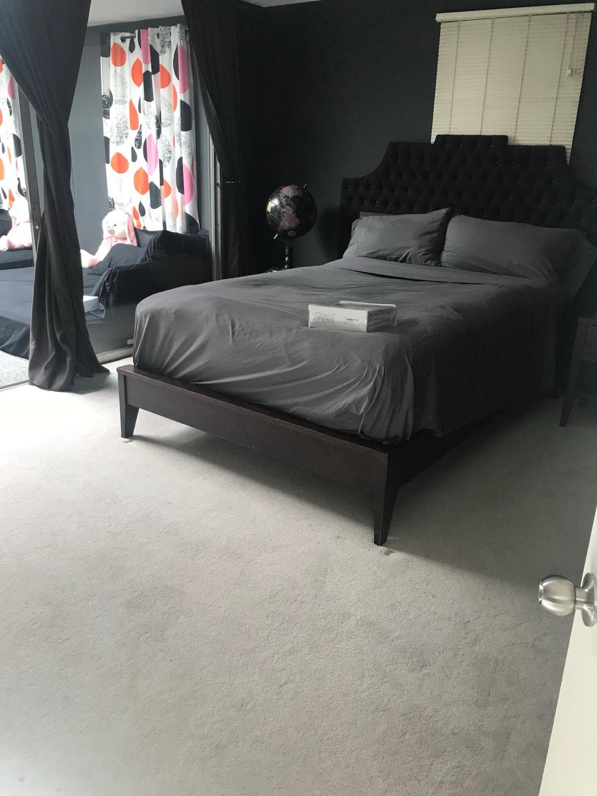 Ryans hollywood hills — photo 1