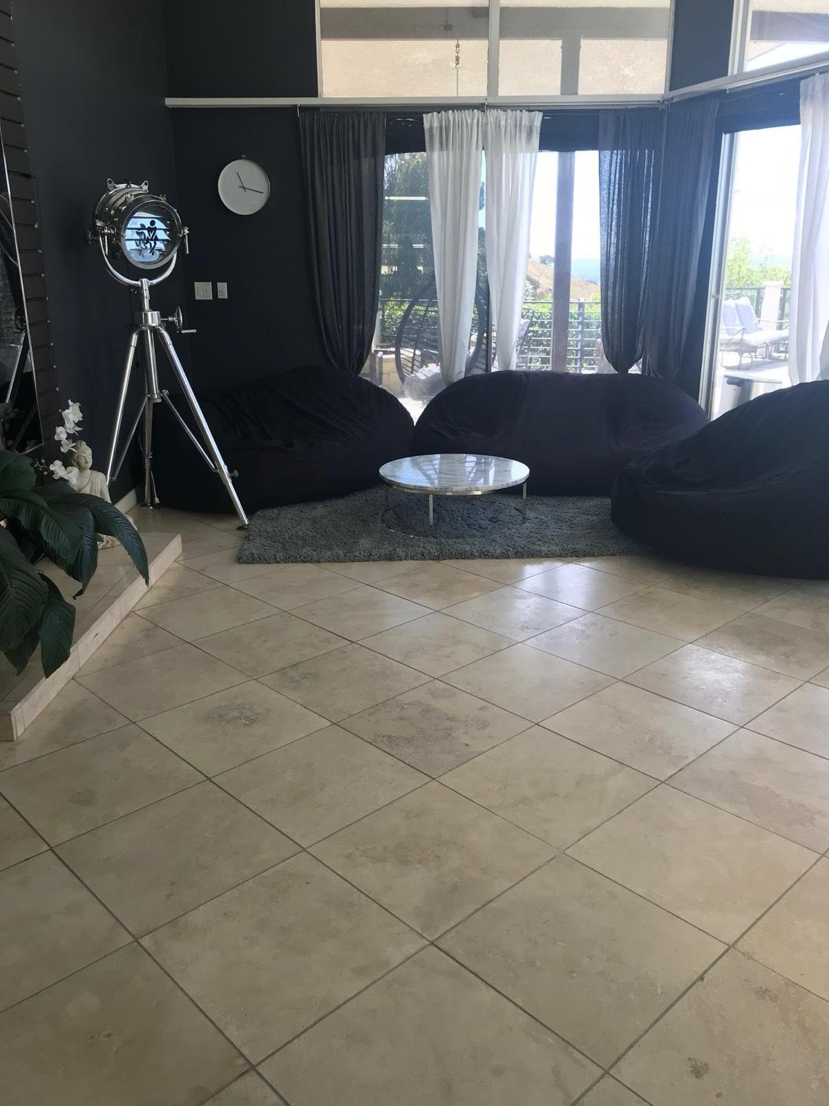 Ryans hollywood hills — photo 6