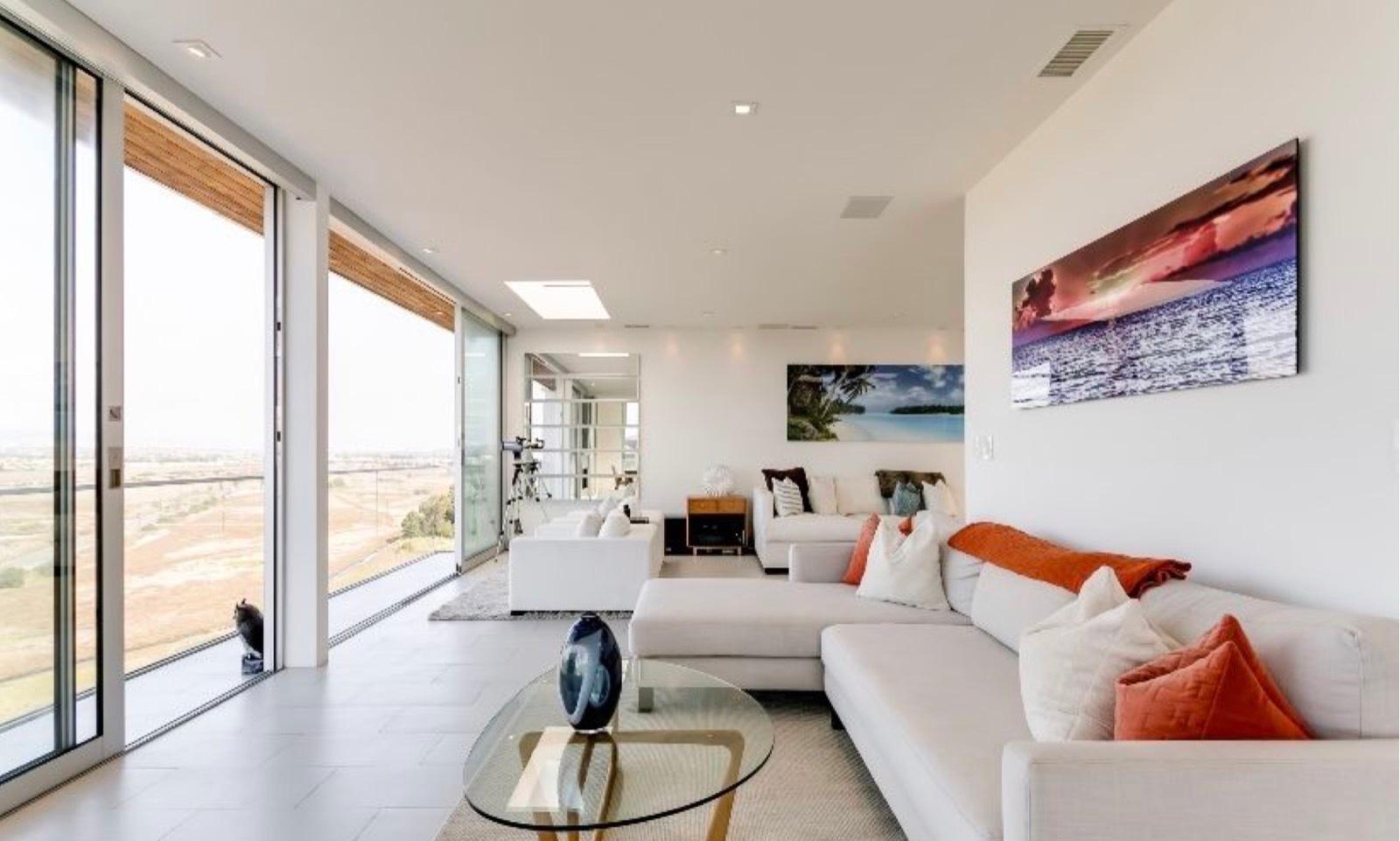 S & B's Ocean Land Bungalow — photo 1